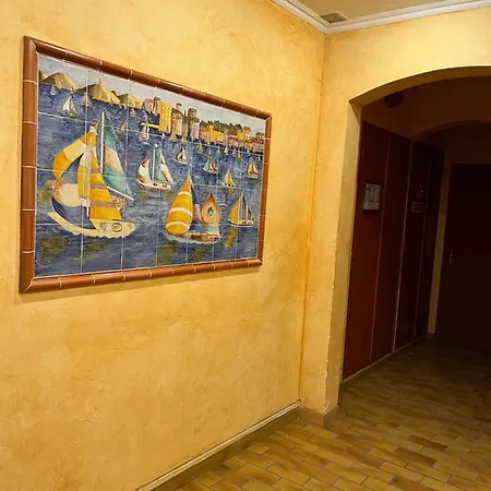 Port Golfe St Tropez Bel Apartment *